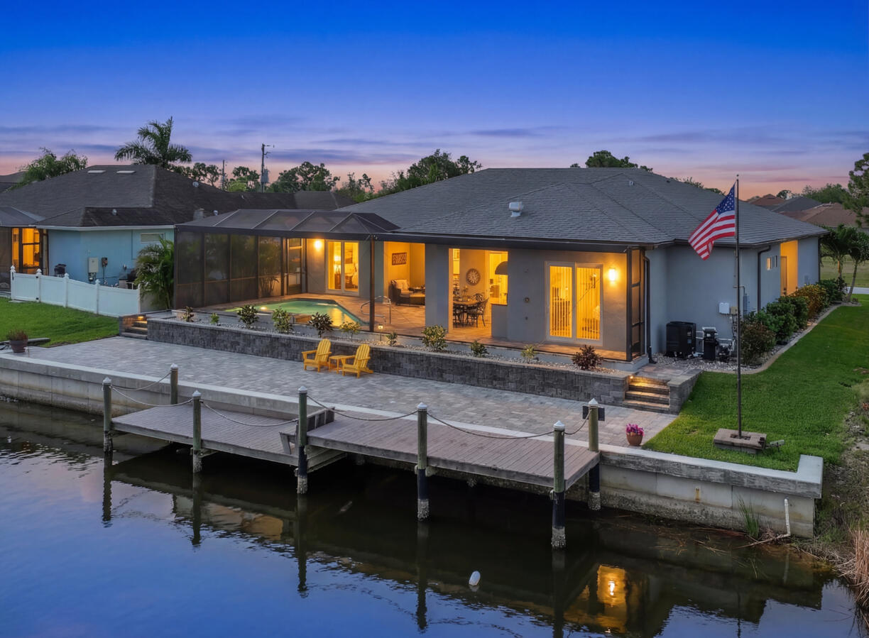 Twilight Waterfront Views Southwest Florida Twilight Waterfront Views Southwest Florida